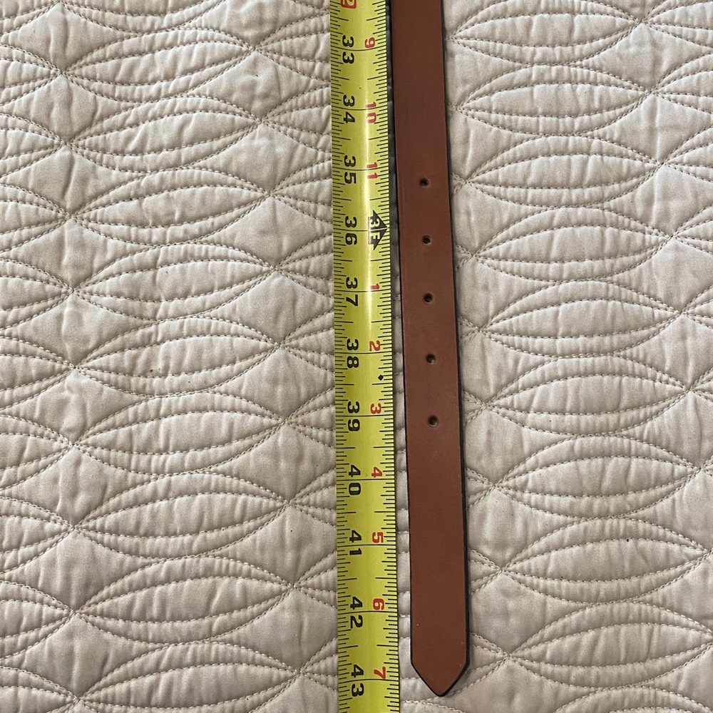 Coach Belt Handcrafted in Italy of Vegetable Tanned Leather and solid brass - Picture 10 of 10
